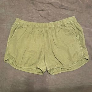 Madewell green shorts